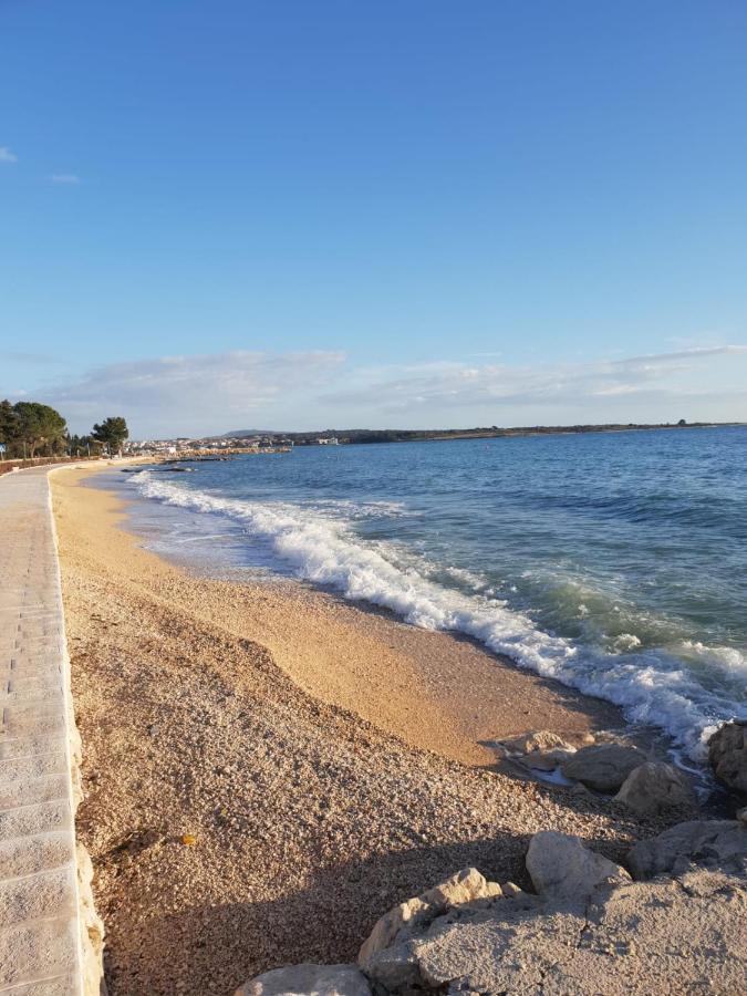 Villa Mateja نوفاليا المظهر الخارجي الصورة